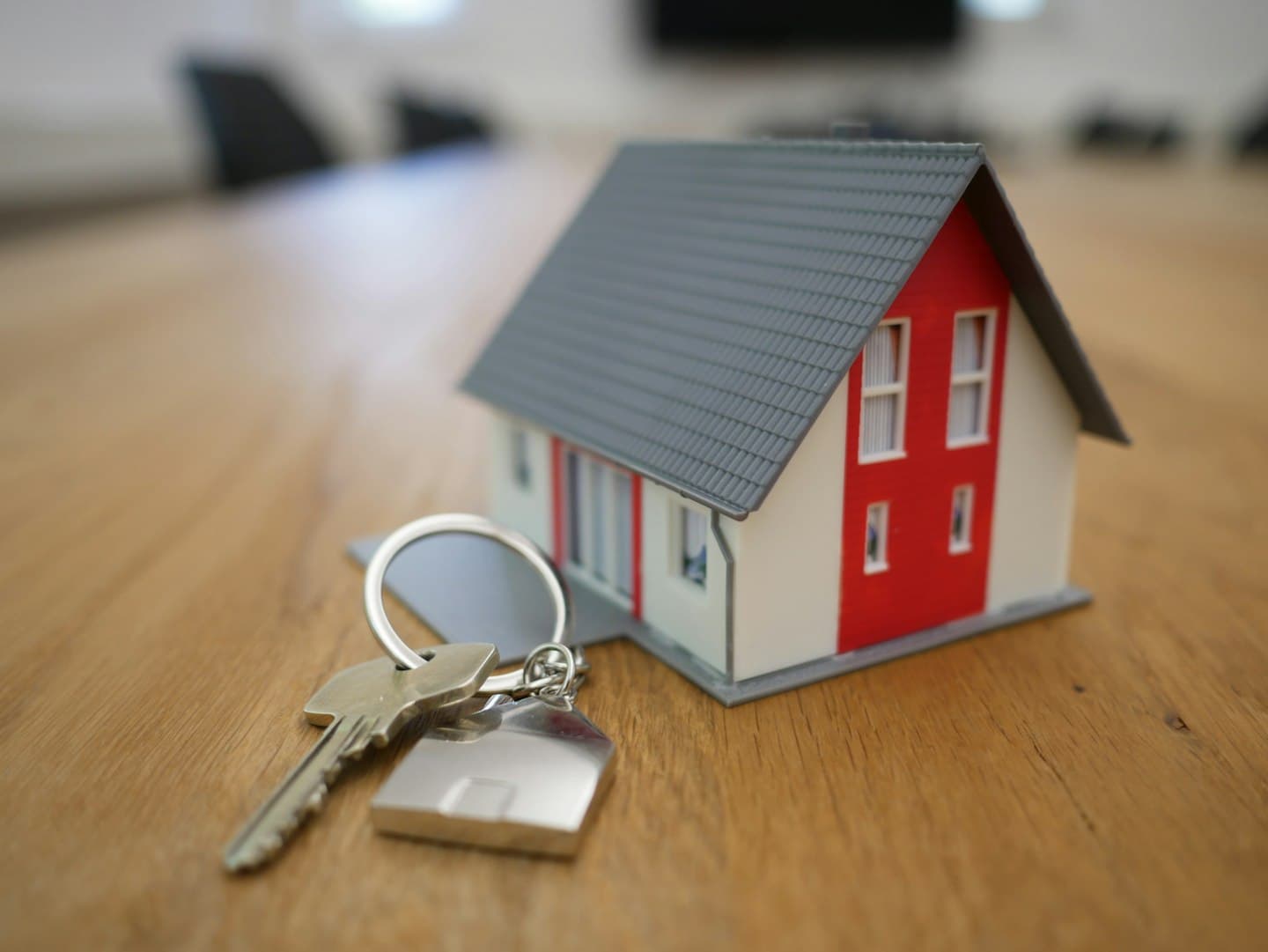 Wohnhaus von außen – Mietkaution im Mietvertrag