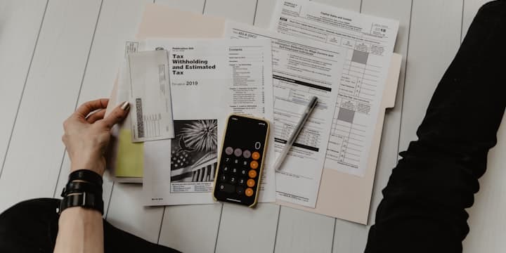Taschenrechner und Mietvertrag – ortsübliche Vergleichsmiete